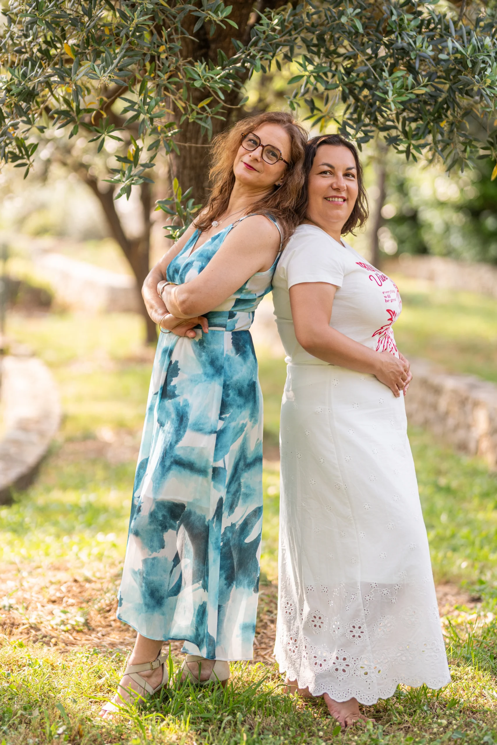 Sabine et Catherine dos à dos
